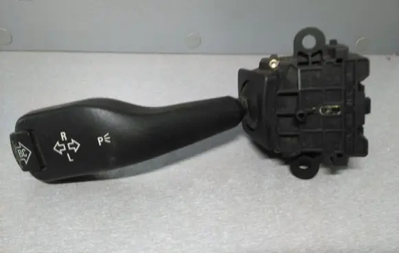 BMW 5 E39 Indicator stalk 01104010 8363668M