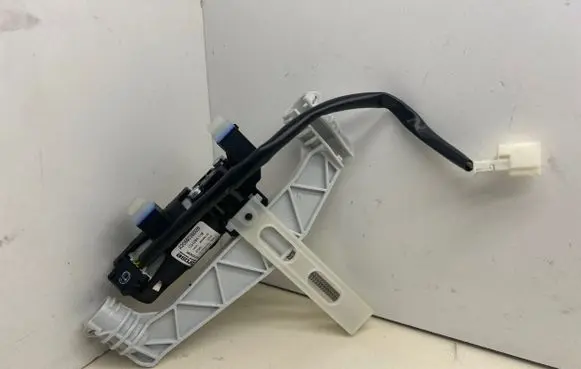 Mercedes-Benz GLC X253 C253 Seat adjustment motor A2059700026 656616 C24264106
