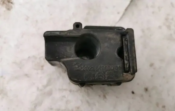 Opel Combo E Sliding door check strap stopper 9822849580