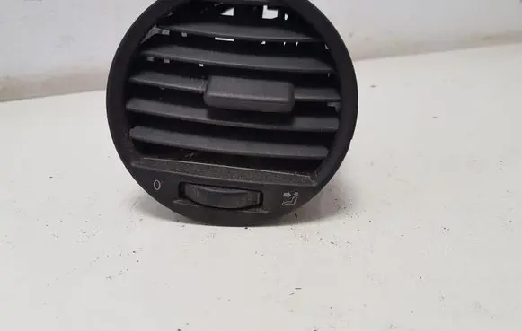 Volkswagen Caddy Dash center air vent grill 2K0819703B