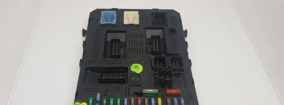 Citroen Xsara Picasso Fuse module 9661940380