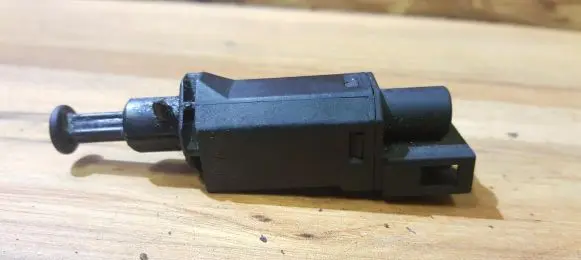 Volkswagen Golf IV Brake pedal sensor switch 1H0MW0 927189D