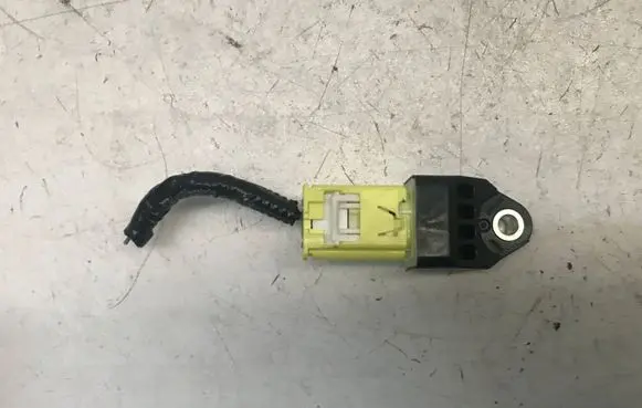 Lexus CT 200H Airbag deployment crash/impact sensor 8983175020 113E9GVL7