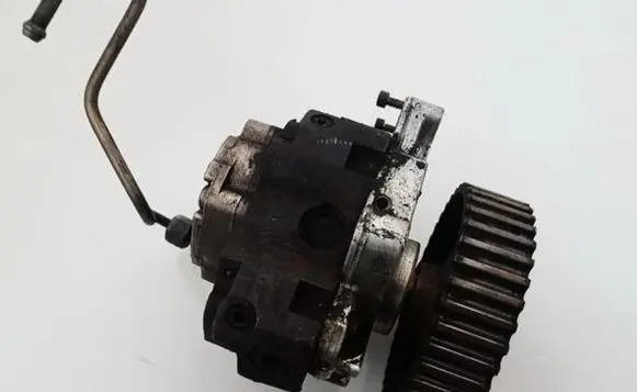 Renault Laguna II Fuel injection high pressure pump 0445010031 8200055072