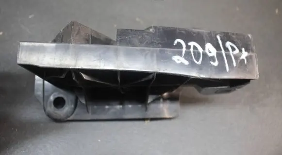 Smart ForFour II W453 Front bumper mounting bracket A4538850637