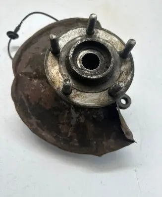 Dodge Caliber Front wheel hub