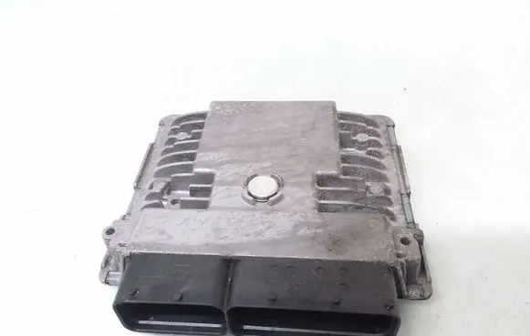 Audi A1 Engine control unit/module 03F906070GN 5WP44870