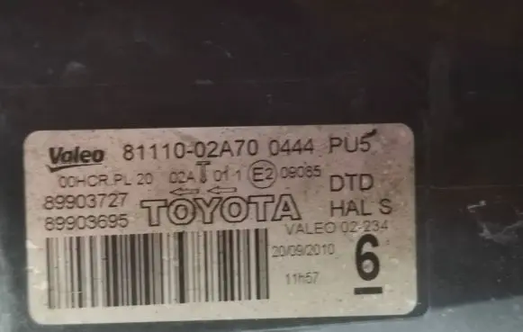Toyota Auris 150 Headlight/headlamp 8111002A70 89903695 89903727