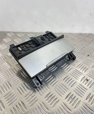 Audi Q7 4L Ashtray (front) 4L0857951