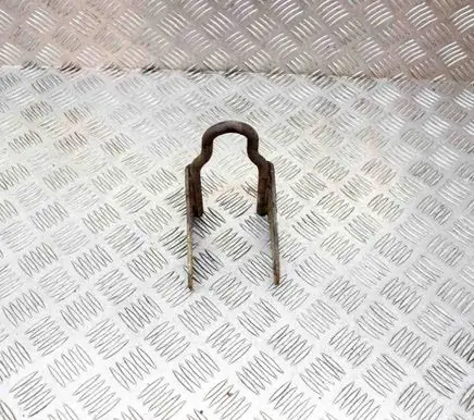 Land Rover Discovery Towing hook eye 