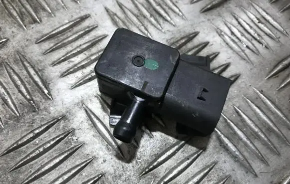 BMW 3 F30 F35 F31 Air pressure sensor 780515201 7805152-01
