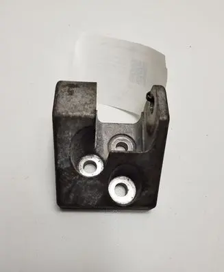 Volvo V40 Cross country Engine mounting bracket 31359644
