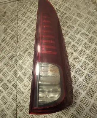 Renault Espace IV Rear/tail lights 8200394724