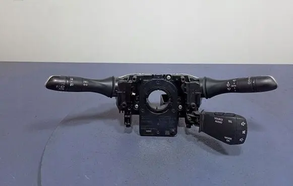 Renault Talisman Other switches/knobs/shifts 479452615R