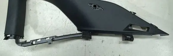 (C) pillar trim