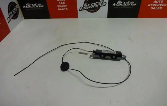 Volvo C70 Aerial antenna amplifier 30775607