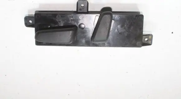 KIA Sportage Seat control switch 