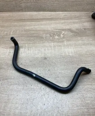 Volkswagen Polo IV 9N3 Engine coolant pipe/hose 6Q0121447T