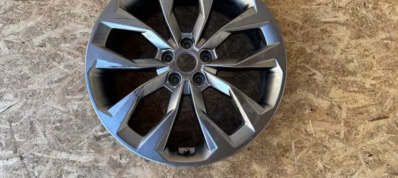 R20 alloy rim