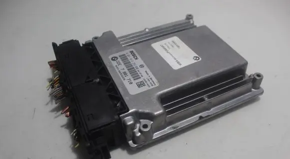 BMW 1 E81 E87 Engine control unit/module ECU 0281013252
