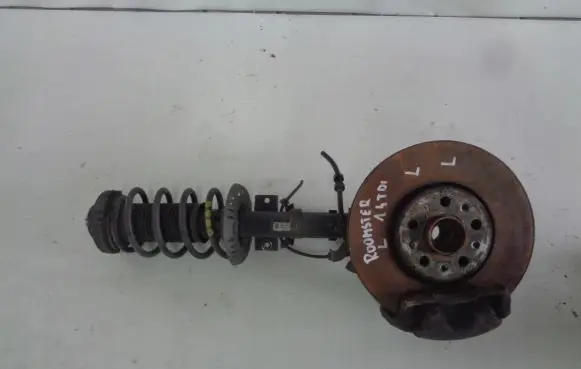 Skoda Roomster (5J) Front wheel hub spindle knuckle