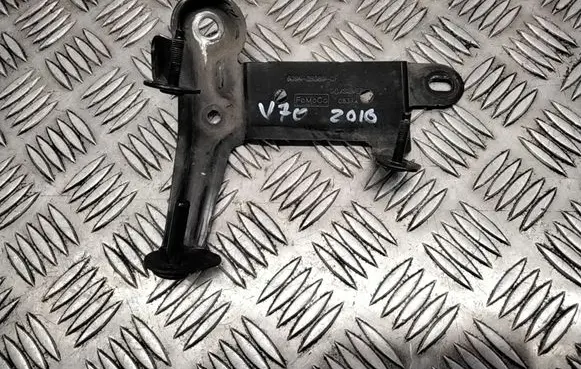 Volvo V70 ABS pump bracket 6G9N2B389CF