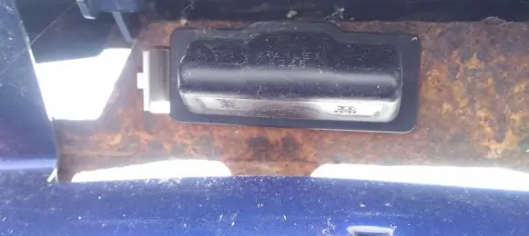 Mazda 323 Number plate light