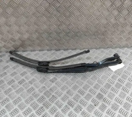 Chevrolet Camaro Windshield/front glass wiper blade 92231674 92212324