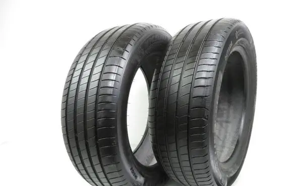 Volkswagen Golf V R16 summer tire 