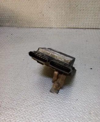 Toyota Corolla E120 E130 Fuel injection control unit/module 8987120050