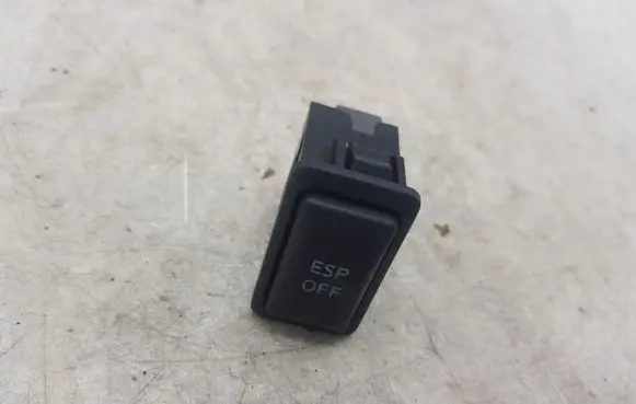 Nissan Primera Other switches/knobs/shifts 26127