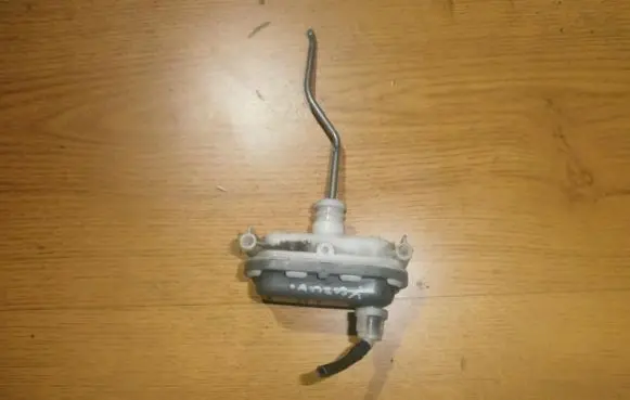 Volkswagen PASSAT B4 Central locking vacuum pump 3a9862159a