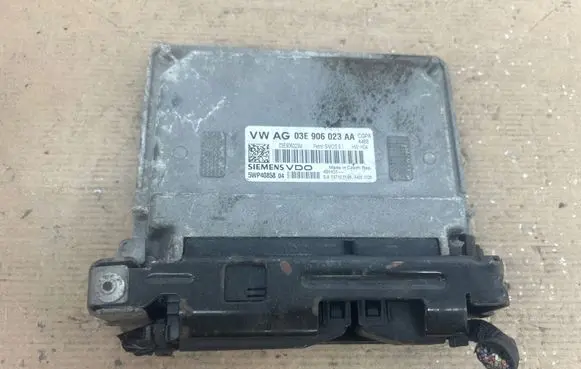 Seat Ibiza IV (6J,6P) Engine control unit/module 03E906023AA 03E906023M 03E906023N