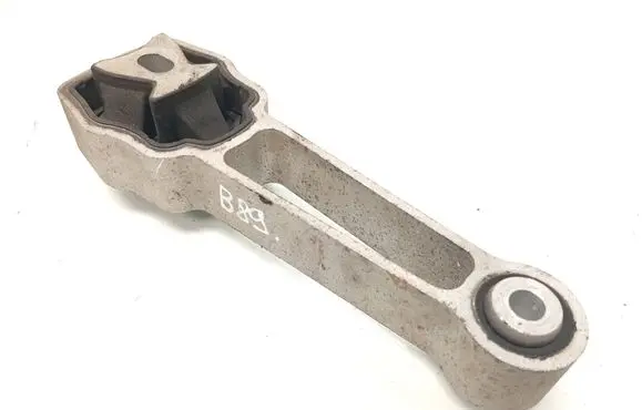 Engine mount bracket