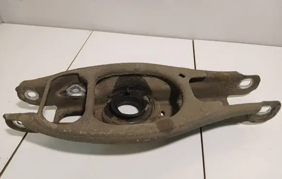 BMW 1 E81 E87 Rear upper control arm/wishbone