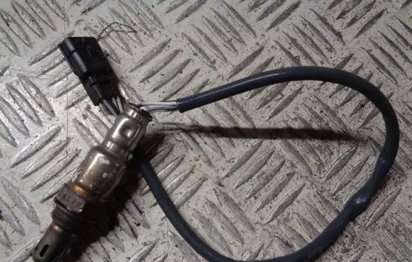 Renault Clio IV Lambda probe sensor H8200495791