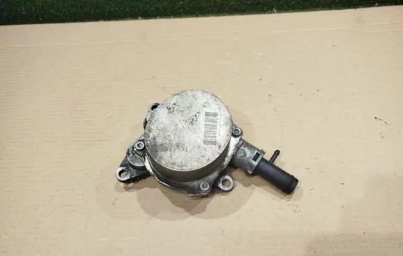 Renault Master III Vacuum pump 8201163444
