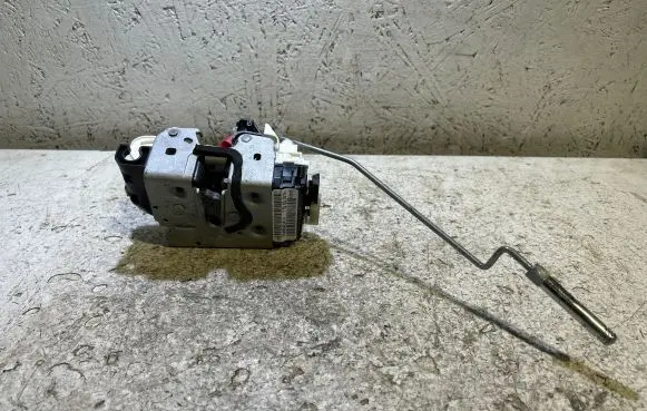 Jeep Patriot Front door lock P04589422AI T52KD2816