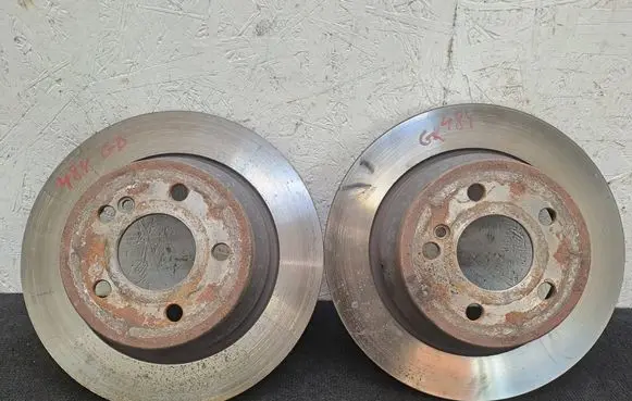 Mercedes-Benz E W212 Rear brake disc 30101040