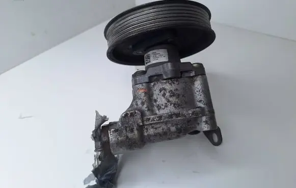 BMW X3 E83 Power steering pump 7652974116 345059204