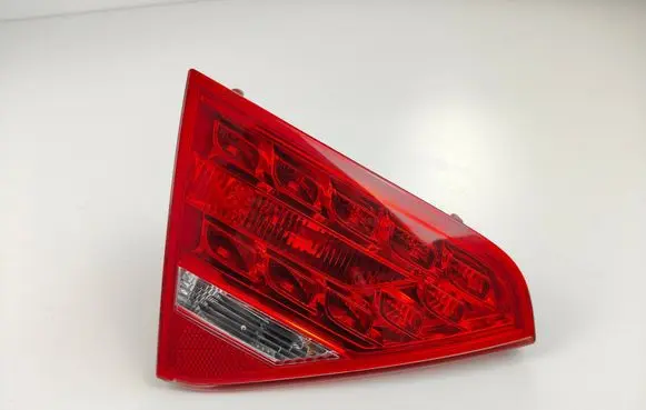 Audi A5 Sportback 8TA Tailgate rear/tail lights 8T0945093A