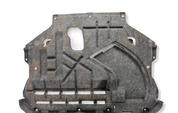 Ford Escape III Engine splash shield/under tray 