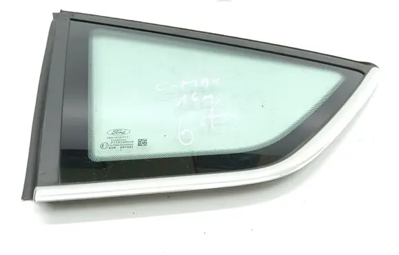 Ford C-MAX II Rear side window E143R001582