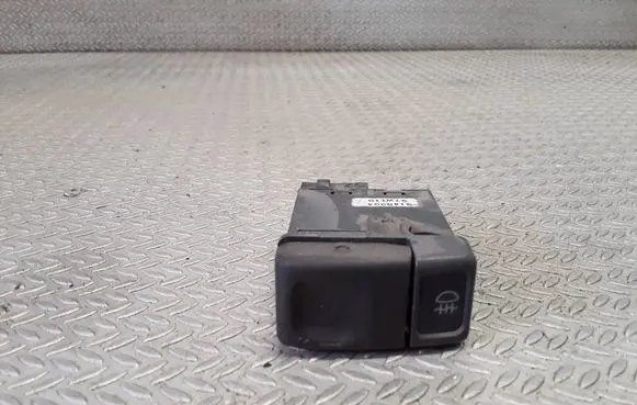 Fog light switch