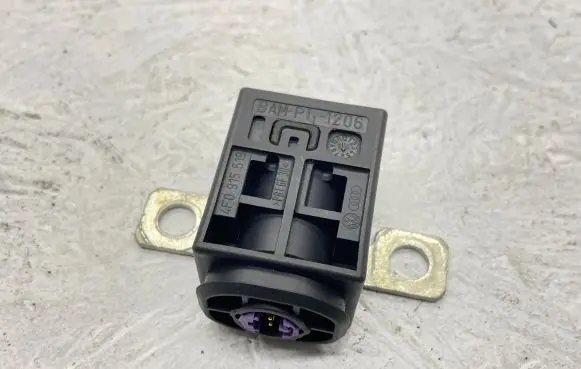 Audi A6 S6 C6 4F Ignition-blocking relay 4F0915519