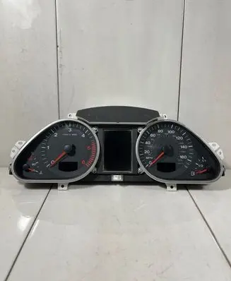 Audi Q7 4L Speedometer (instrument cluster) 5550007301