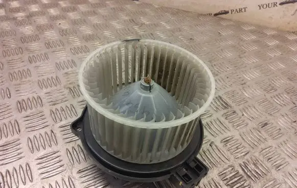 Mazda CX-3 Heater fan/blower hb111db9l02