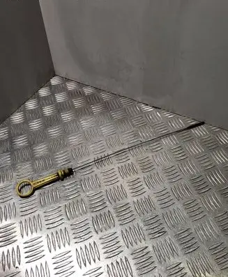 Oil level dip stick