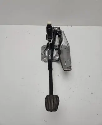 Ford Focus Brake pedal 4M512467CP 10264M02