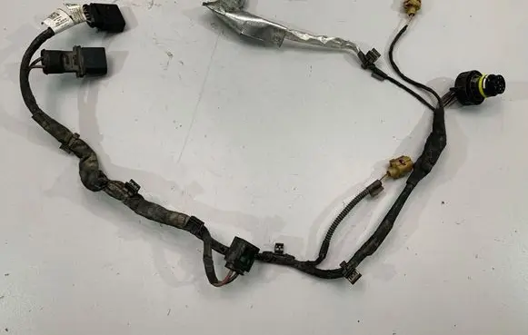 Engine installation wiring loom